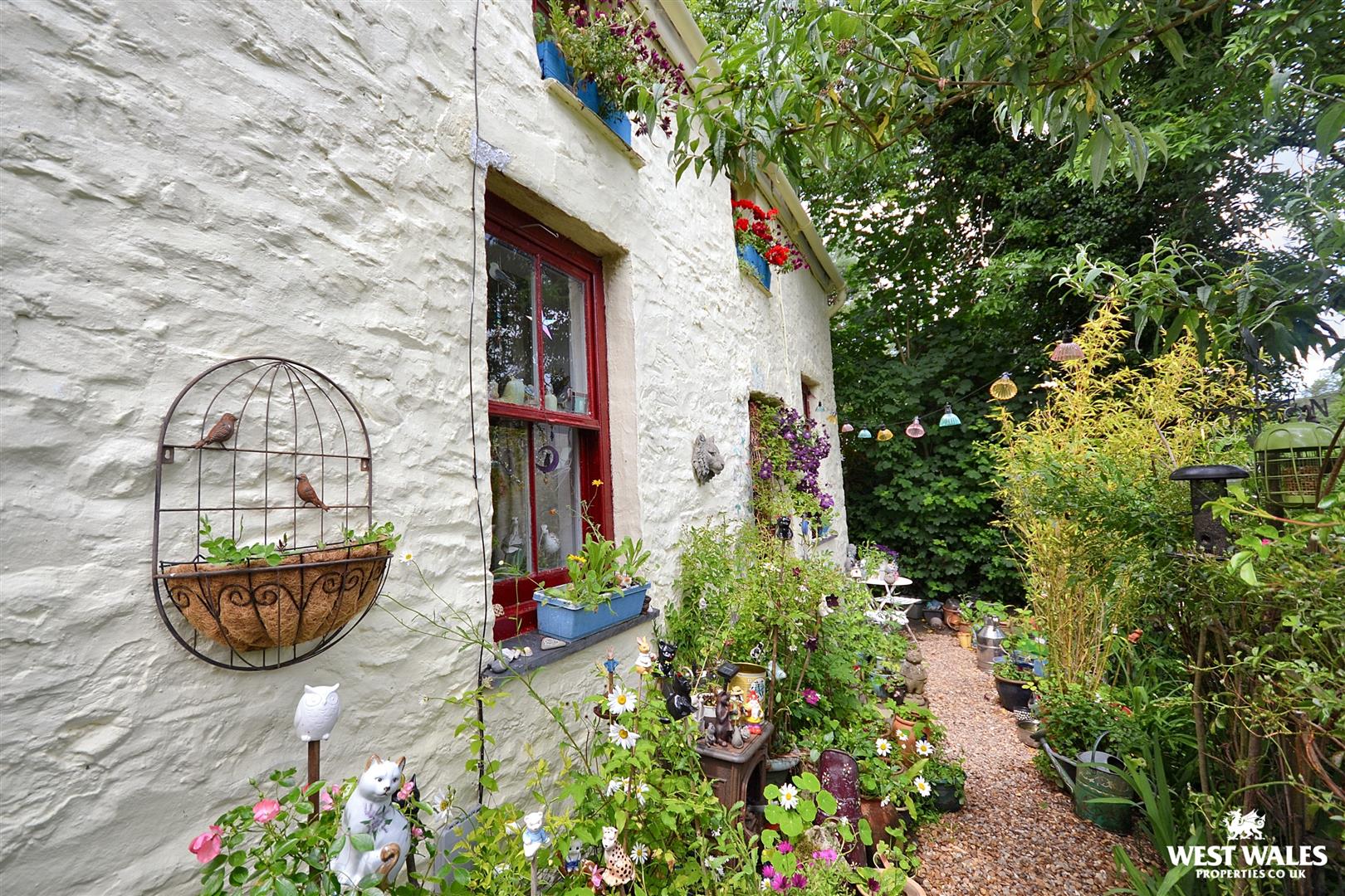 2 Bedroom, Nanternis, New Quay